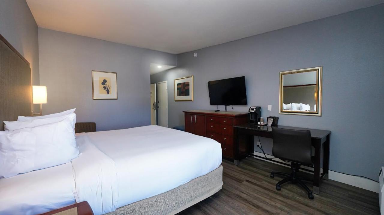 Hotel Seaside & Santa Cruz